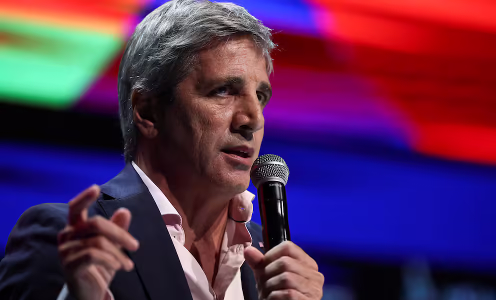 Caputo denuncia la corrupción en proyectos inmobiliarios y llama a erradicar prácticas ilegales