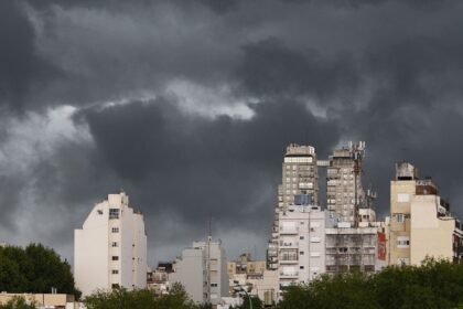 Ciclón en el horizonte: tormentas y vientos intensos azotarán Buenos Aires desde el martes 19