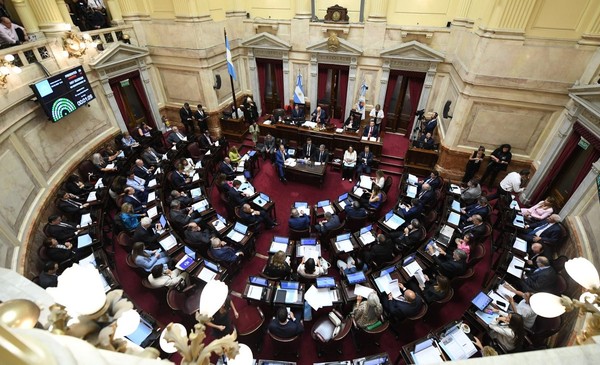 Senado busca desafiar veto de Milei a los Aportes del Tesoro Nacional este jueves a las 11