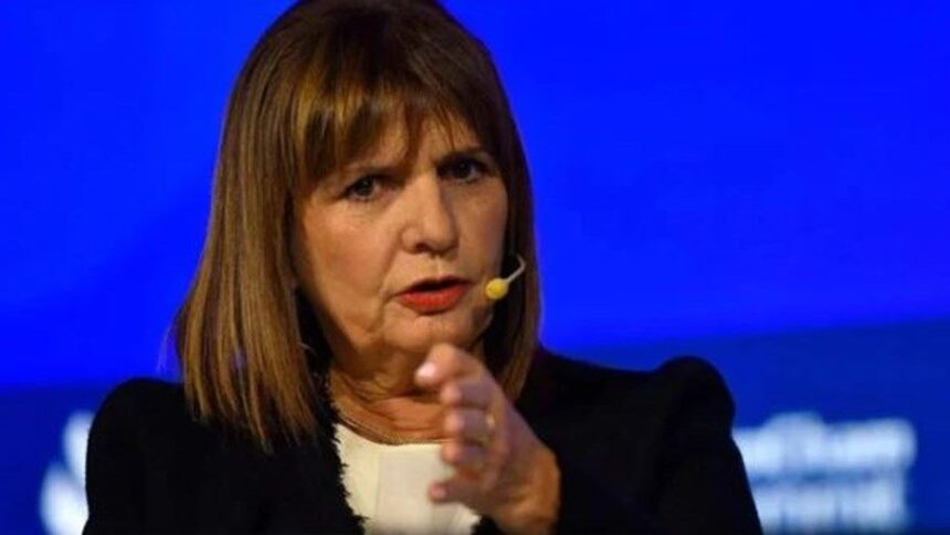 Bullrich rechazó vínculo de género en el triple crimen y apuntó al narcotráfico