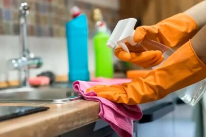 Más de 1,2 millones de trabajadoras de casas particulares reciben un nuevo aumento en septiembre