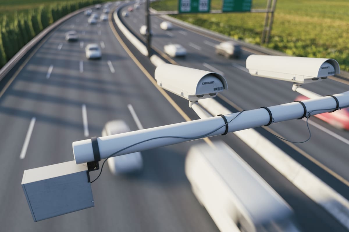 Radares y espiras: la nueva estrategia para controlar la velocidad en las rutas argentinas