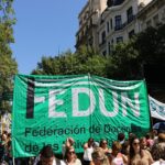 Docentes universitarios convocan a un apagón masivo contra los vetos de Milei este martes