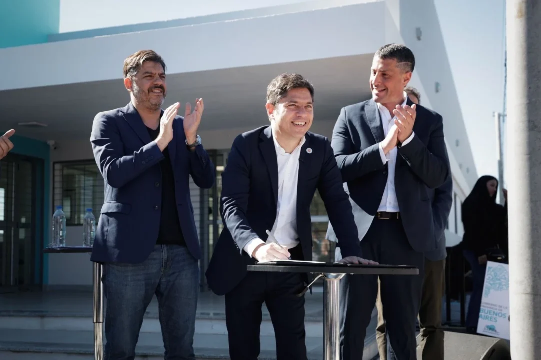 kicillof en pila 2