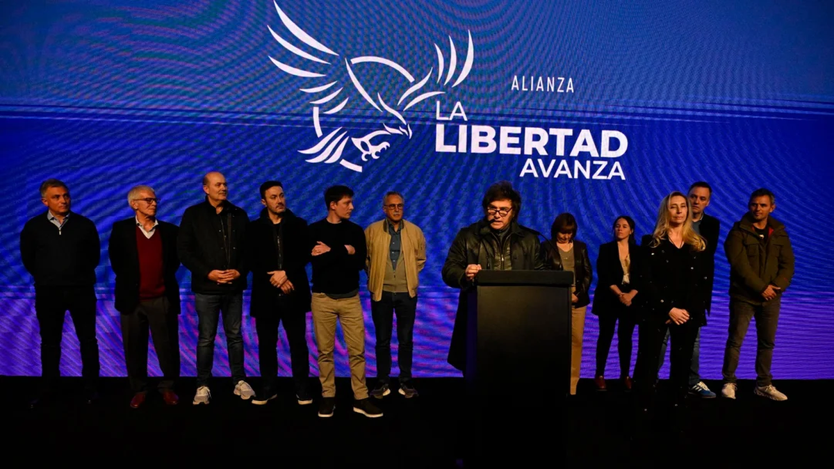 Críticas internas estallan en La Libertad Avanza tras la derrota en Buenos Aires