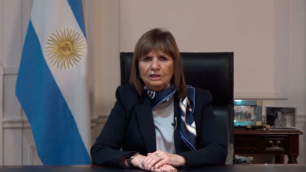 “si delinquís, las pagás”: entró en vigencia la baja de imputabilidad a 14 años 2 Bullrich denuncia espionaje kirchnerista y alerta sobre ataque a la democracia argentina