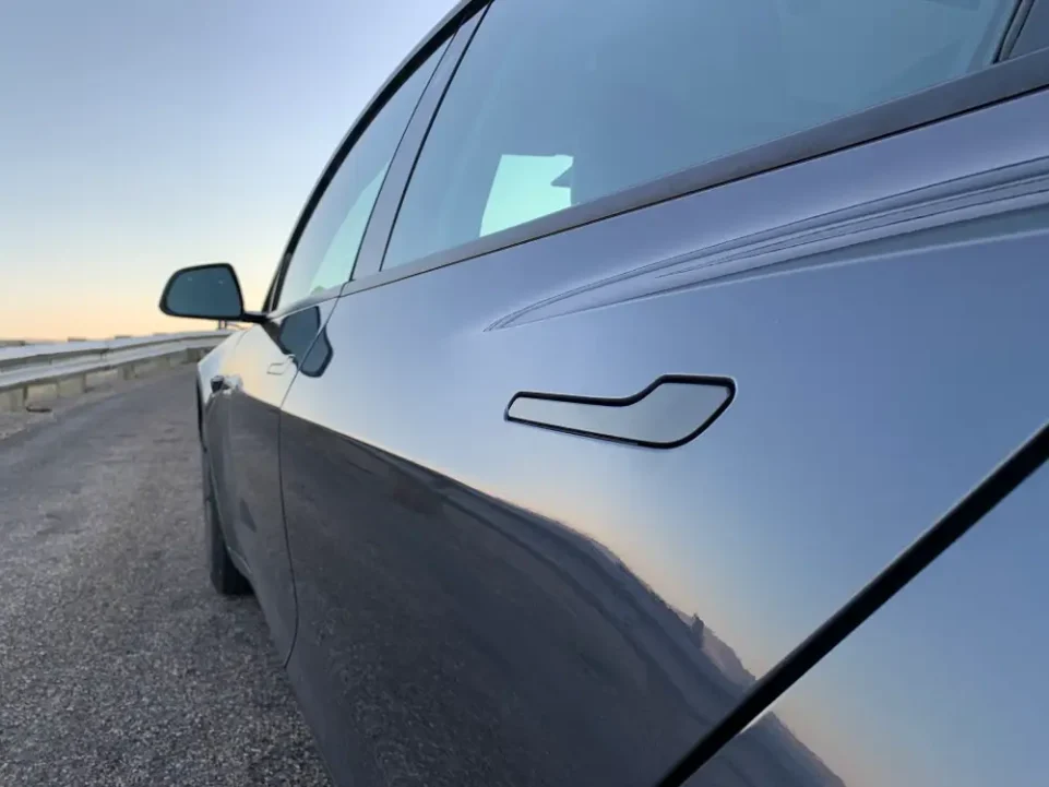 Tesla en argentina: cuándo llegaría y la señal que acelera la venta de sus autos 2 Puerta tesla