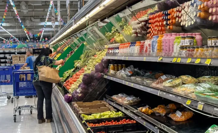 Alimentos en alza: la inflación se disparó más del 2% en el último mes por el dólar y la política