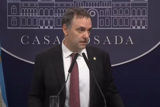 Adorni exige a espert más aclaraciones tras polémico video sobre dinero vinculado a narcotráfico
