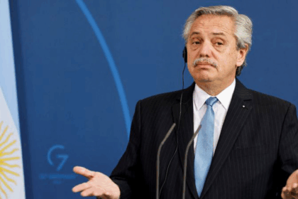 Cámara federal apartó al juez ercolini en la causa de violencia de género contra fernández