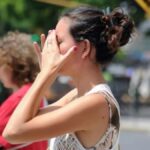 Arranca con calor y termina con lluvias: así sigue el tiempo este fin de semana