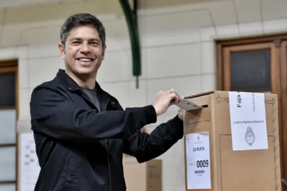 Elecciones 2025: karina milei y la lla celebran comicios tranquilos pese a detenciones