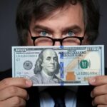 Economista cercano a Milei aseguró que el Gobierno prepara un “nuevo plan de convertibilidad”