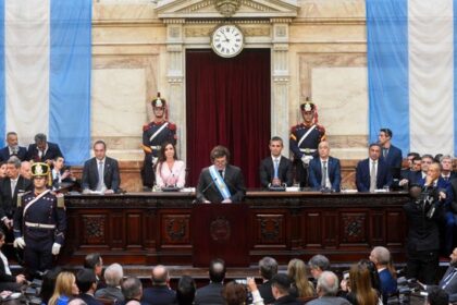 El Gobierno convoca sesiones extraordinarias para debatir reformas en diciembre