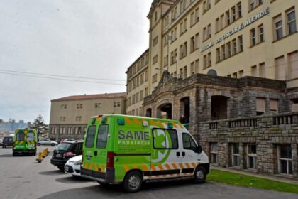 Tragedia en autovía 2: siguen internados dos pasajeros tras vuelco de colectivo