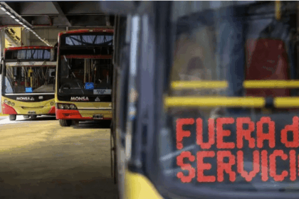 La UTA amenaza con paro de colectivos si no se pagan salarios y aguinaldo a tiempo