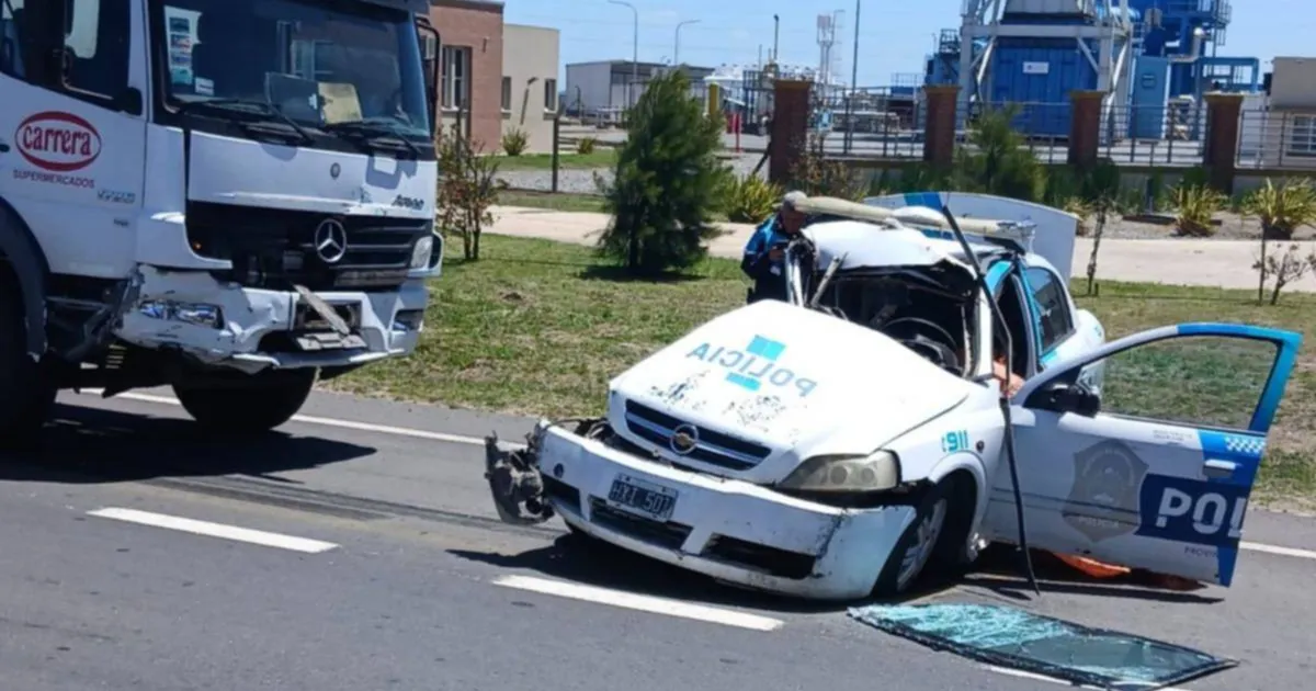 Tragedia en la Ruta 11: un oficial de policía falleció en un violento accidente de tránsito