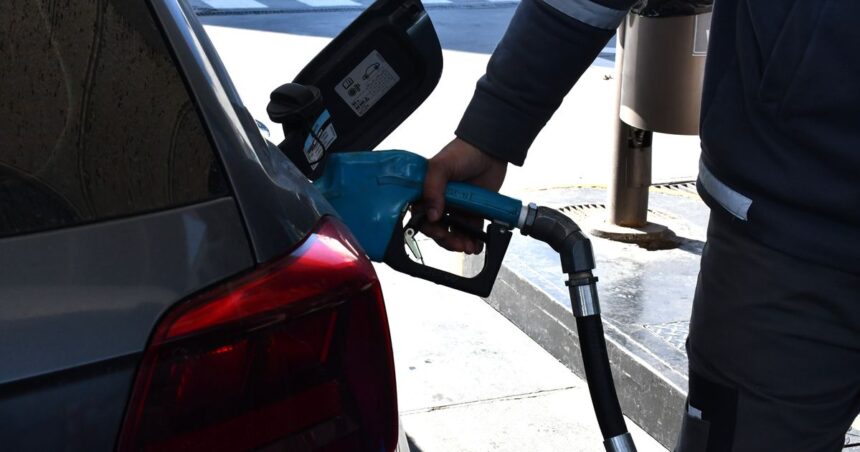 Petroleras critican proyecto que obliga a informar aumentos de combustibles con 72 horas de antelación