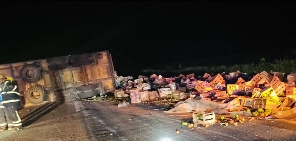 vuelco camion ruta 2