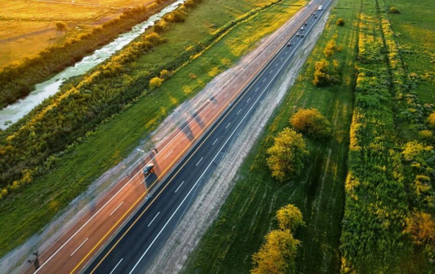 Verano 2026: despliegan drones en rutas hacia la Costa para controlar infracciones viales