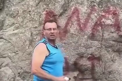 Gustavo, el camionero que grafitteó en Bariloche, pidió disculpas y se comprometió a reparar