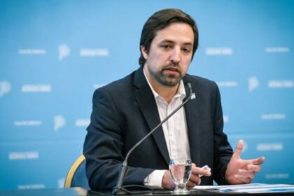 Kreplak alerta sobre el gobierno de milei y su impulso al discurso antivacunas