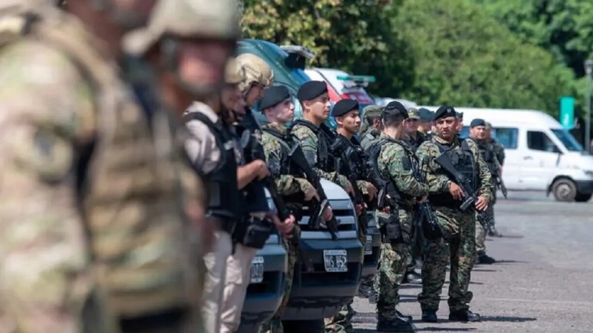 Aumento para las fuerzas armadas: cuánto cobran los militares y qué se sabe de la nueva suba 2 El gobierno ha aumentado los sueldos de las fuerzas armadas, ¿cuánto cobran en 2026?