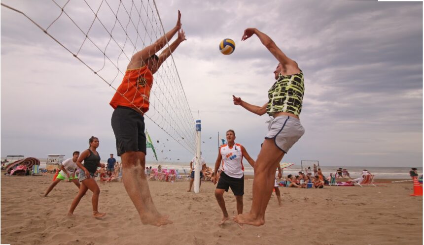 La Costa ofrece actividades deportivas gratis para disfrutar del verano junto al mar