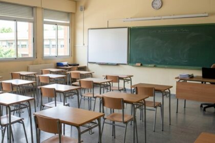 aula vacia sin clases