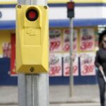 Argentinos fuera de serie: la historia del genio que creó el primer semáforo sonoro en el país