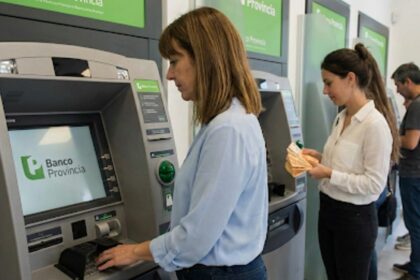 aumento cobro estatales bonaerenses