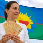 Sueldos estatales bonaerenses actualizados: montos de marzo, bonos extra y calendario de pagos