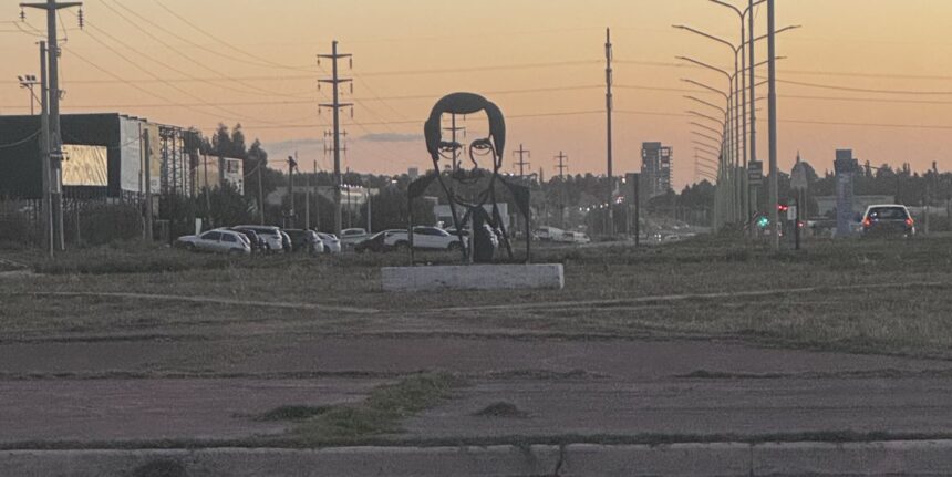 Insólito error en google maps: confundieron a raúl alfonsín con saddam hussein