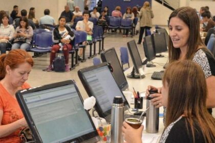 Achicamiento del estado: el gobierno proyecta 6. 000 despidos y define el nuevo recorte estatal