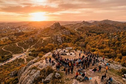 Semana santa 2026 en la provincia de buenos aires: destinos, actividades y pasión de cristo en tandil