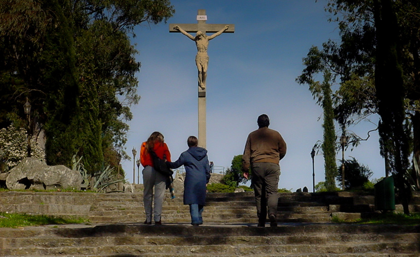 Semana santa 2026 en la provincia de buenos aires: destinos, actividades y pasión de cristo en tandil