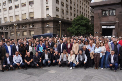 Intendentes peronistas reclamaron por el aumento de nafta y las obras paralizadas