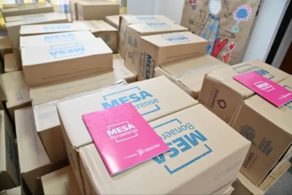 Programa mesa bonaerense suspendido: provincia frena la entrega de cajas de alimentos en escuelas