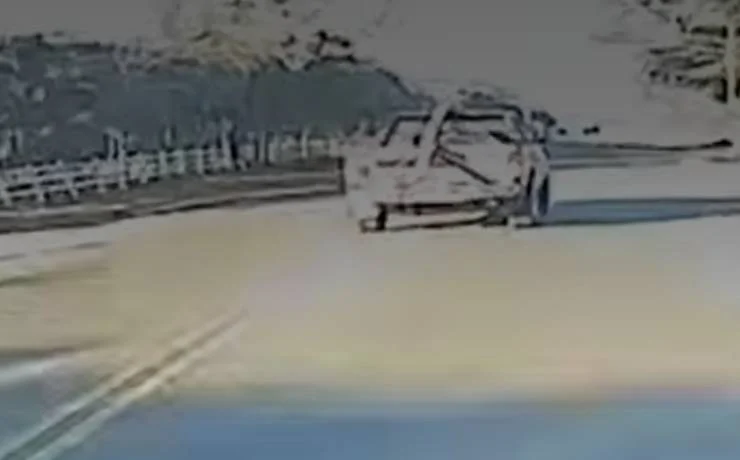 Imprudencia en ruta 11: camioneta realizaba maniobras de riesgo, sin vtv y sin seguro