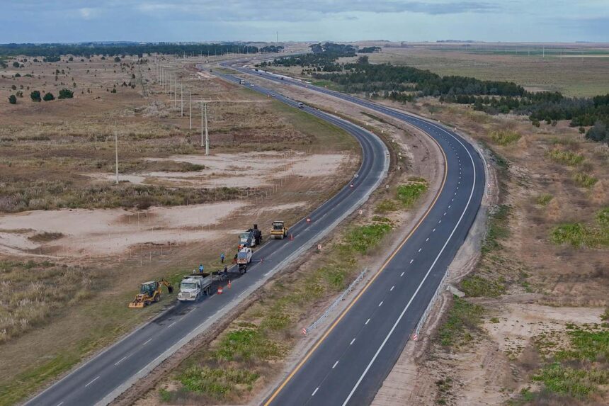 Avanza la construcción de la autovía de la ruta 11 entre villa gesell y mar chiquita