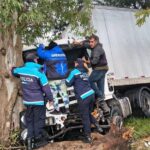 Accidente en ruta 2: así fue el rescate del chofer de un camión tras un impactante choque