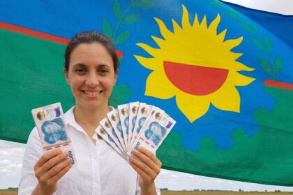Estatales bonaerenses esperan junio: la paritaria quedó atada al dato de inflación