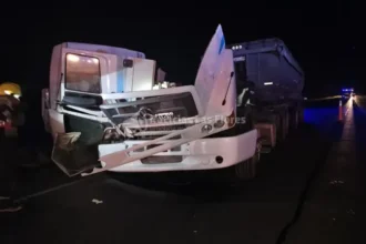 Tremendo choque de camiones en ruta 3 en el partido de general belgrano