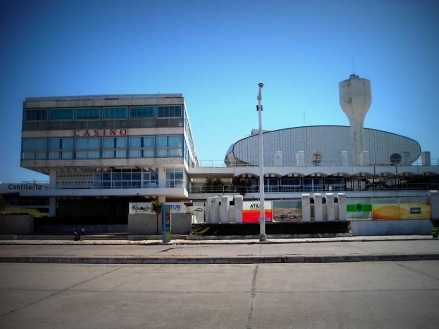 El casino de necochea fue vendido tras una década de abandono