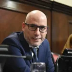 Impulsan una licencia laboral para estatales bonaerenses por la muerte de una mascota