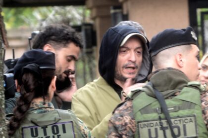Máximo kirchner fue a despedir al indio solari en parque leloir