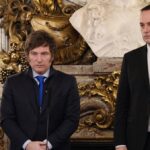 Milei sobre adorni:  “si la justicia lo declara culpable, lo eyecto de una patada”