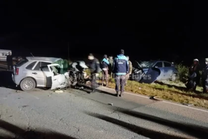 Trágico accidente en la ruta 30: murió una mujer y varios heridos cerca de las flores