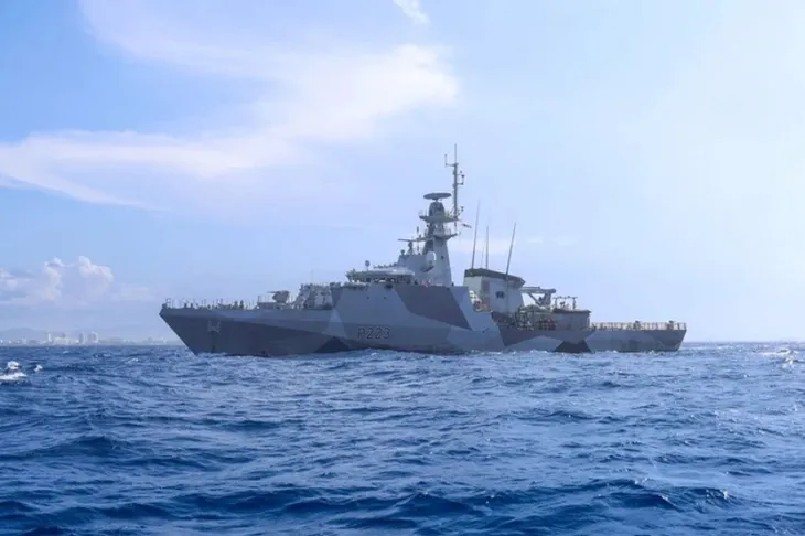 Buque de guerra británico en aguas argentinas: el cruce que puede derivar en un reclamo diplomático