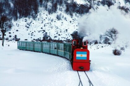 Tren del fin del mundo: el imperdible paseo histórico que es furor en el sur